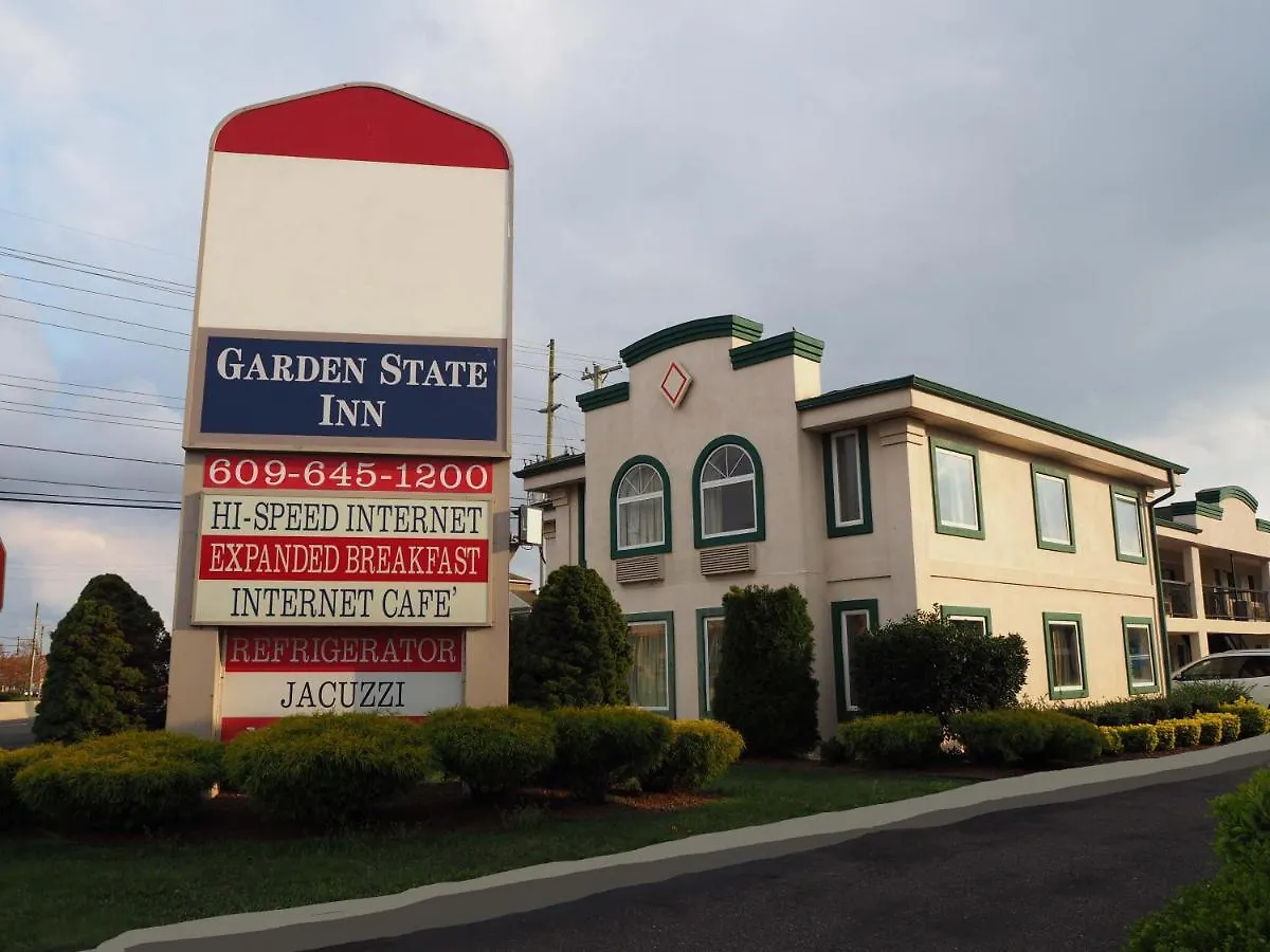 Where to Stay Near Smithville: 4 Airport Hotels Reviewed