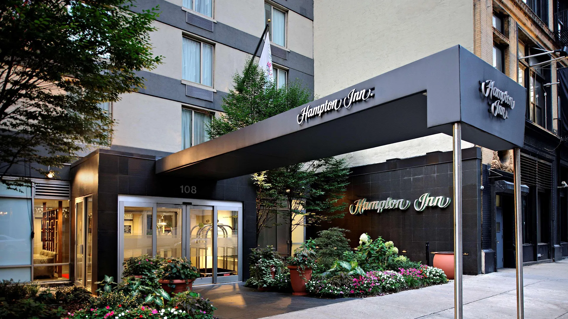 9 Business Hotels in Chelsea, NYC for Corporate Travelers