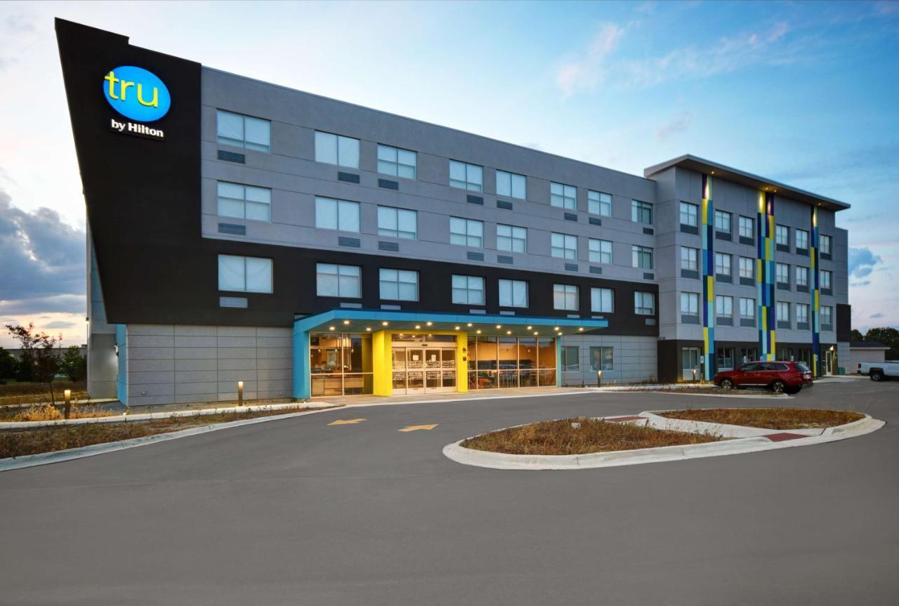 4 Smart Tru By Hilton Hotels In Michigan Worth Booking